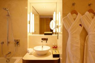 White Swan Hotel - Guangzhou - 4
