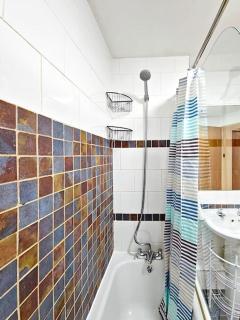 Nottingham City-Centre Apartment - 9