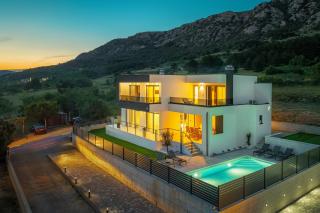 Villa Marina with a Pool - Draga Bašćanska - 8