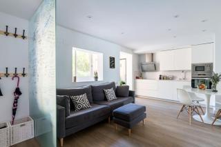 Apartamento moderno en Triana 2 dormitorios y aire acondicionado - Sevilla - 1
