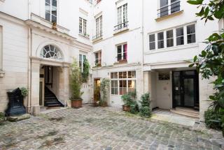 Charming Apt Rue st André des arts - París - 9