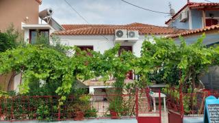 Sea La Vie Beach House - Petra - 7