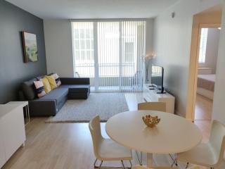 Modern Bedroom In Great Condo! Beach Pass Incl! - Boynton Beach - 8