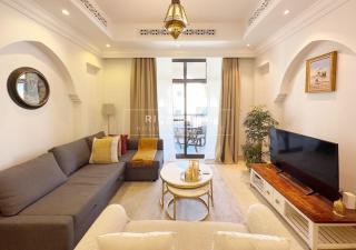 Sensational 1BR in Downtown Burj Khalifa Dubai Mall View - Dubai - 4