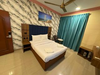 Three Dot Hotel - Dubai - 1