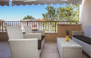 Awesome Home In Dugi Rat With Sauna - Dugi Rat - 8