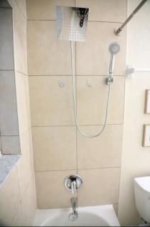 Gorgeous King Master room with private lavatory - Lakeland - 3