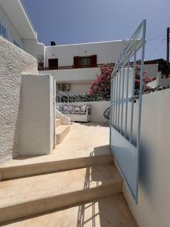 Walk The View Apartment with yard in Chora - Ios Chora - 1