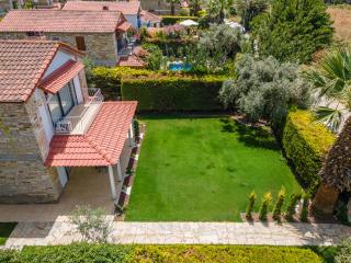 Stone Villa Near Long Beach & Kusadasi Shopping Mall - Kusadası - 5