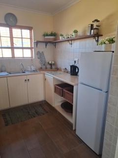 Meadow View Guest Cottage - Wakkerstroom - 4