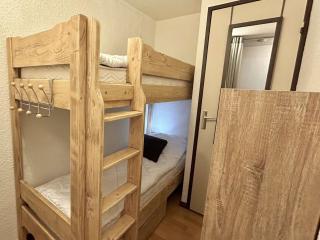 Studio Cabine + Coin Montagne avec Terrasse, 4 Couchages, Casier à Skis et Parking, Demi-Quartier - FR-1-597-173 - Demi-Quartier - 4