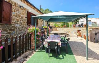Pet Friendly Home In Laureana Cilento - Laureana Cilento - 2