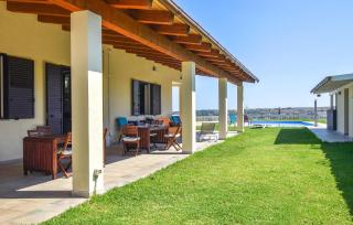 5 Bedroom Gorgeous Home In Brucoli - Brucoli - 5