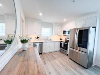 1001 King ADA Suite, 1st Floor Serenity - Surf City - 2