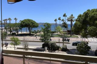 Studio with large balcony - sea view - Bandol - 2