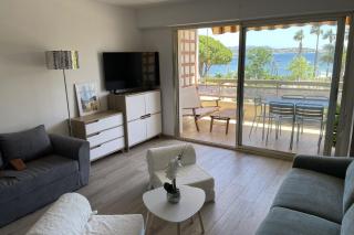 Studio with large balcony - sea view - Bandol - 6