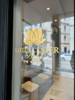 Lotus Center - Atene - 4