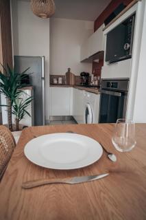 Le Terra Cholet - T2 tout équipé avec parking et terrasse - 6