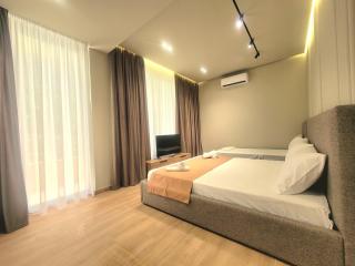 Geer Inn 4 - 7