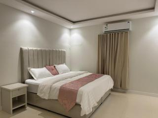 The white Apartments - 1