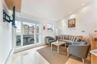Stylish Soho one bedroom apartment - London - 0