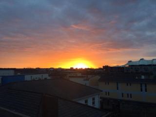 Carlton Mansions - The Red Room - Bristol - 2