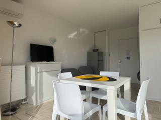 My Resid Appart Cannes Marina Montagne vue - Mandelieu La Napoule - 5