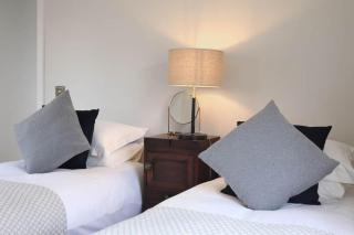 Luxury Pet-Friendly Retreat with Private Hot Tub - 4