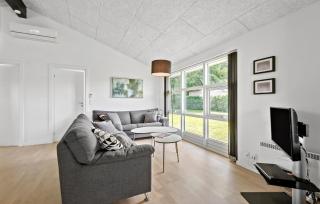 3 Bedroom Beautiful Home In Hovborg - Hovborg - 9