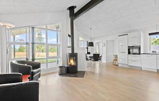 3 Bedroom Beautiful Home In Hovborg - Hovborg - 7