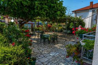 Villa GARDEN Pestani - Ohrid - 0