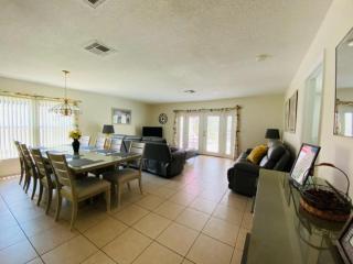 The Sunshine Home - Haines City - 2
