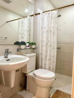 Azure Urban Resort - Modern Gaming staycation - Manila - 7
