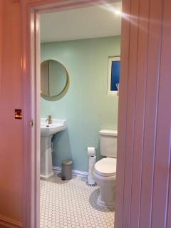 Cozy Cabin with Modern Comforts - Wootton - 1