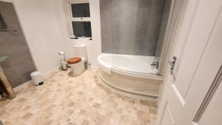 Garland Spacious 4 Bedroom House With Garden And Parking - Londra - 7