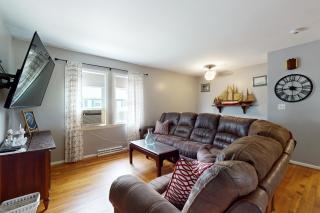 Gloucester Getaway - 9