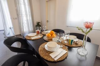 FLORIT FLATS - Stylish 2 Bedroom AC Wifi Terrace Attic in Valencia Center - Valencia - 5