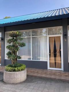 Langit Biru Guest House - Mambal - 6