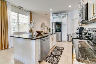 10 Mi to Disney - Lake-View Haven with Pool Access! - Davenport - 3