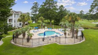 Golf Course Escape Near the Beach - Myrtle Beach - 7