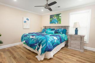 New Tropical Getaway with Pool, Games, Steps 2 Beach by myBeach Vacation Rentals - Myrtle Beach - 7
