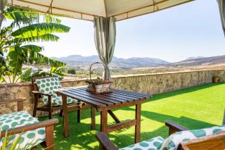Charming Apartment in Los Prados, Málaga - 45 m² with Pool - 8