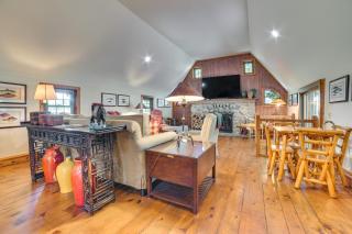 Peaceful Farmhouse with Fire Pit Near Town and Lake! - Harbor Springs - 8