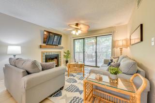 Private Deck and Pool Access Myrtle Beach Getaway! - Myrtle Beach - 0
