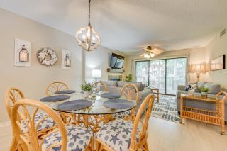 Private Deck and Pool Access Myrtle Beach Getaway! - Myrtle Beach - 5
