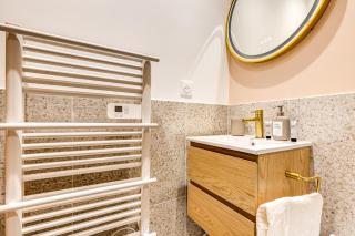 Lavie Maison Hot Tub Seaside Studio - 7