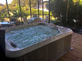 Waterfront! JACuZZI and Beach FUN nearby! EZ shops - Englewood - 4