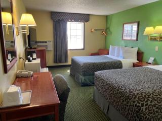 Days Inn by Wyndham Great Bend - 2