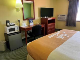 Days Inn by Wyndham Great Bend - 3