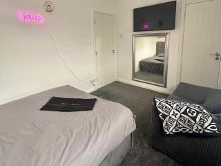The Hideaway Home BD5 - 2 Bed lovely modern House - Bradford - 9